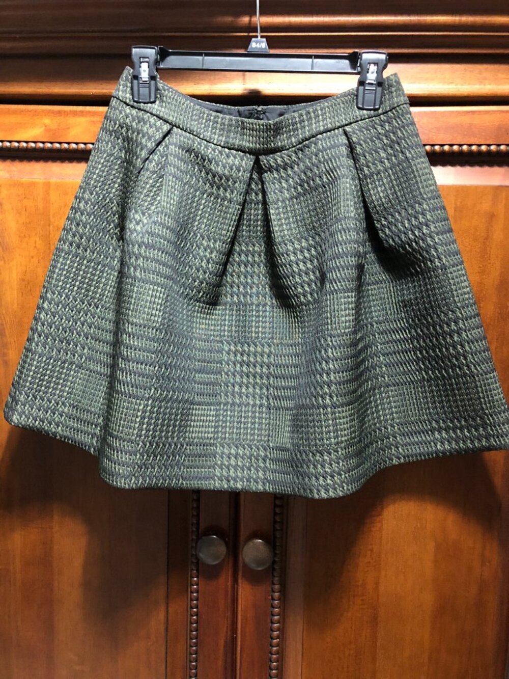 Express Olive Green Black Textured Plaid Pleated Skater Mini Skirt Size 6
